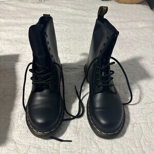 Dr. Martens 1460 Women's Original Smooth Leather Lace Up Boots - Black, Size 8